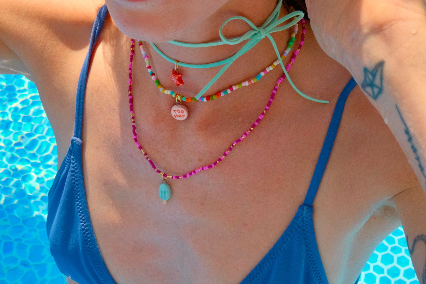 Summer charms 🪼🍉🥑🏄🏼‍♀️🦜